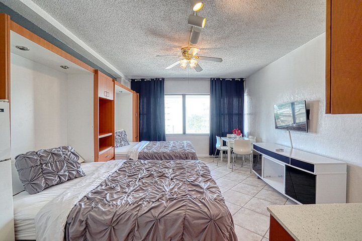 Room 113 of 242