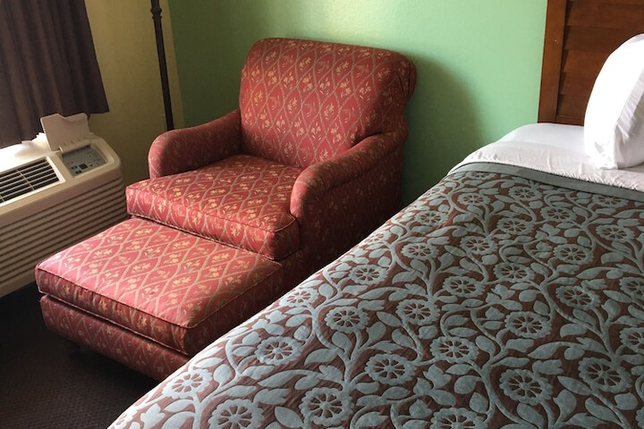 Room 8 of 26