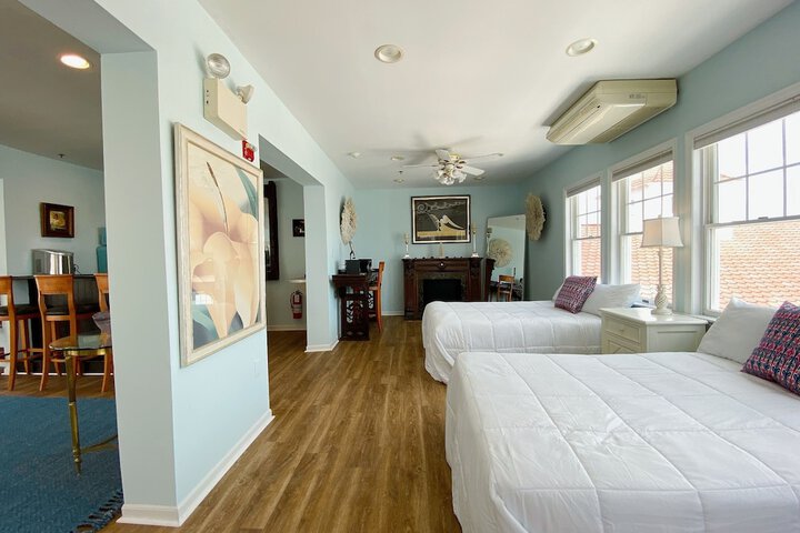 Room 21 of 46