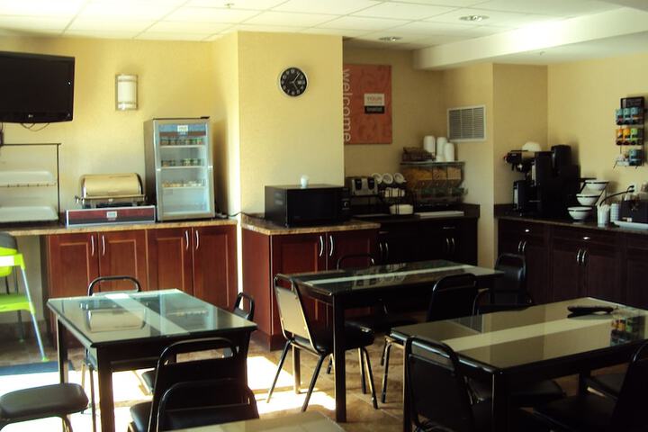 Comfort Inn & Suites Edson