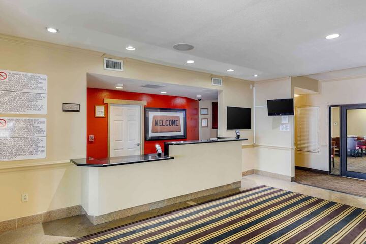 Hotel Interior 12 of 40