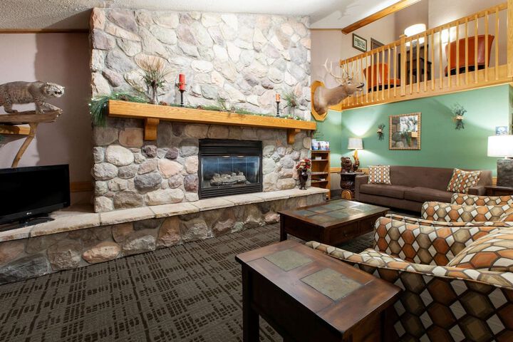 AmericInn by Wyndham Iron River
