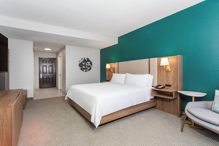Holiday Inn & Suites Daytona Beach on the Ocean by IHG