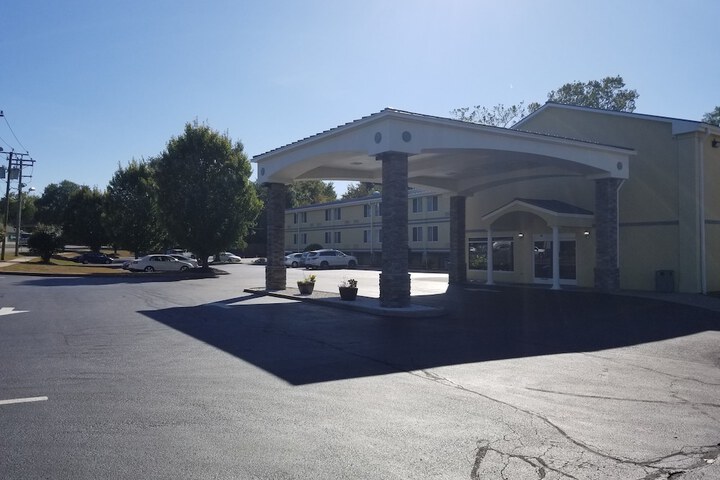 Hotel 3 of 55