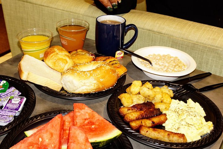Breakfast/Coffee Service 42 of 67