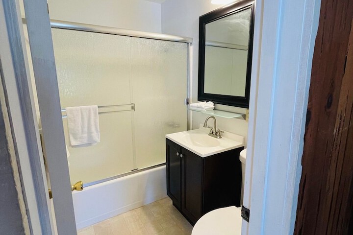 Room 43 of 61