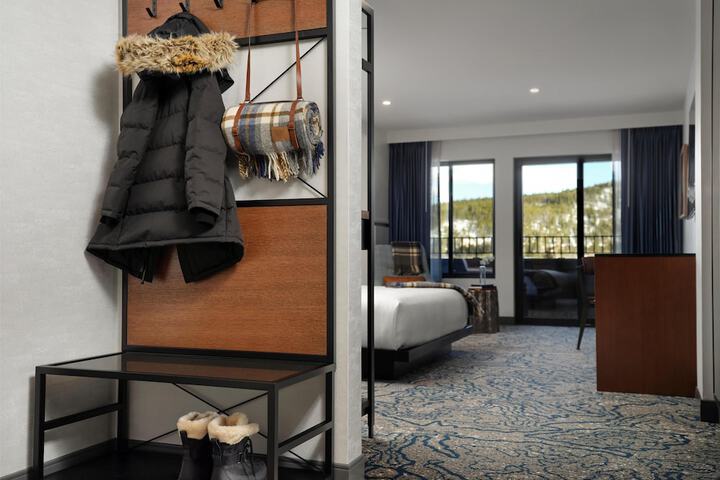 Hotel Alpenrock Breckenridge Curio Collection by Hilton