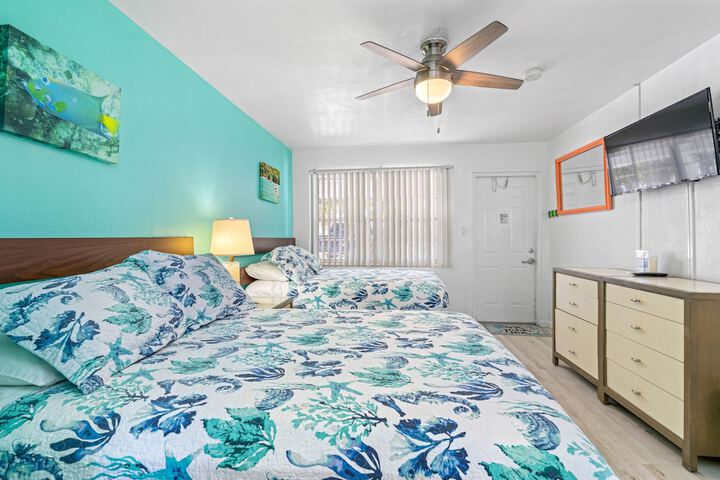 Room 34 of 66