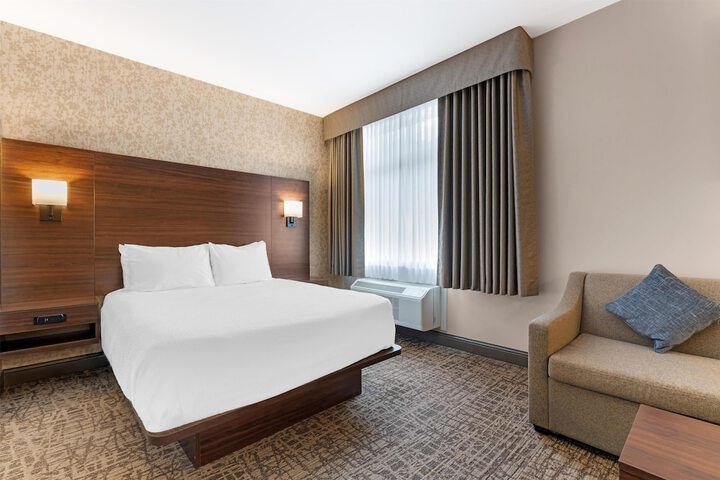 Best Western Plus Mission City Lodge