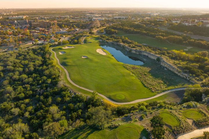 Signia by Hilton La Cantera Resort & Spa