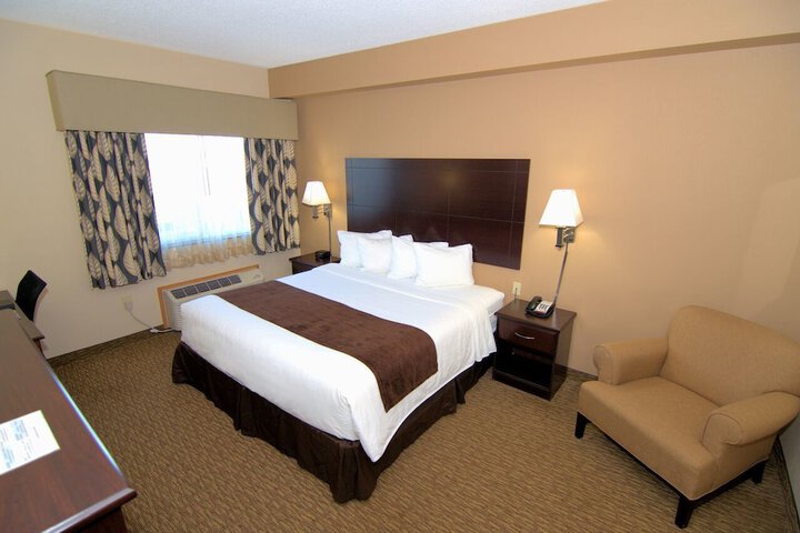 Room 30 of 43