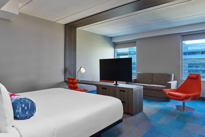 Aloft by Marriott Richardson