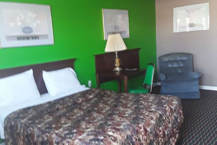 Super 54 Inn