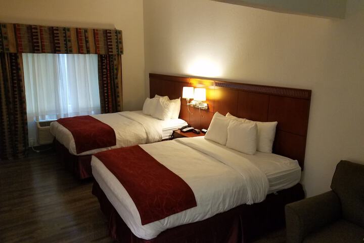 Room 50 of 71