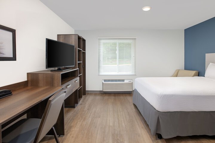 Room 15 of 21