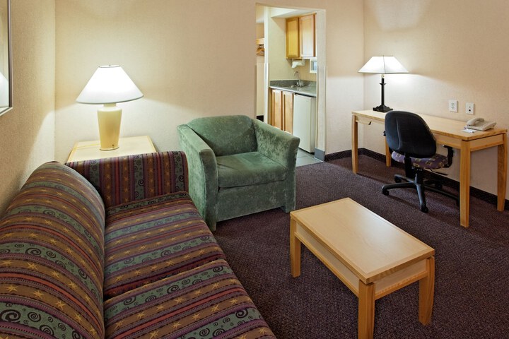 Room 47 of 65