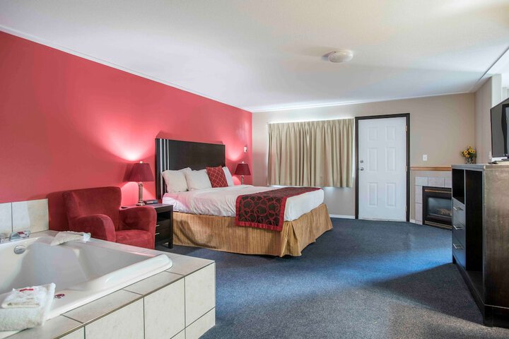 Room 8 of 44