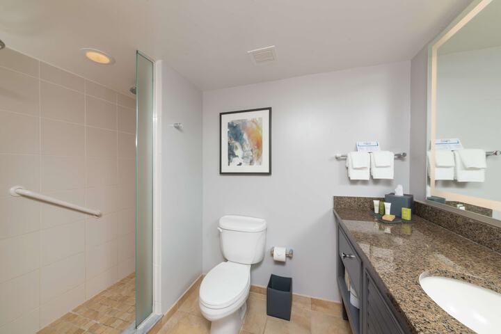 Room 15 of 110