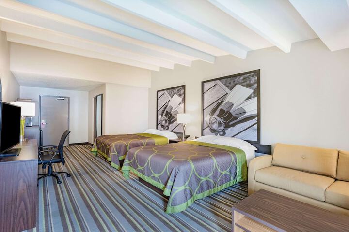 Room 19 of 27