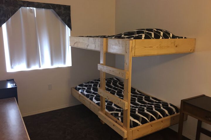 Invermere Hostel