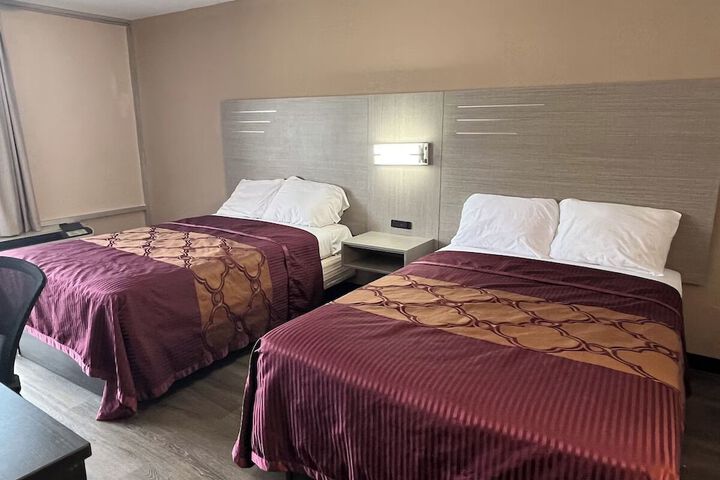 Room 11 of 15