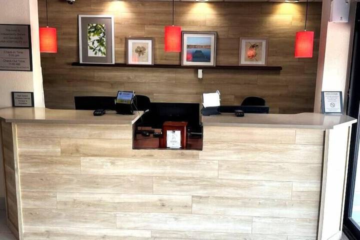 Country Inn & Suites by Radisson Midway - Tallahassee West
