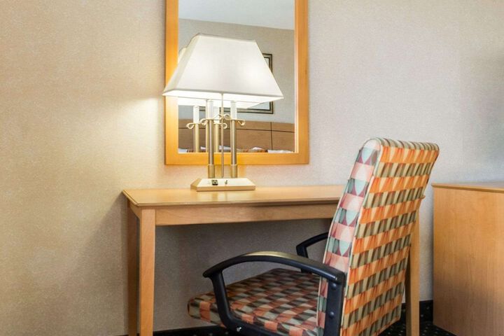 Comfort Inn Jamestown South