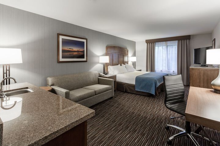 Room 25 of 49