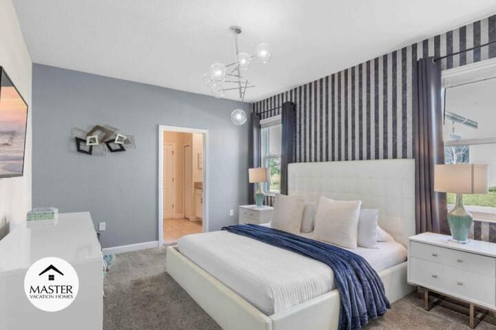 Bedrooms 5 Bathrooms Storey Lake 2885 SC