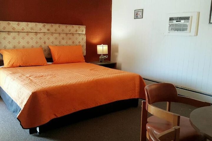 Room 15 of 35