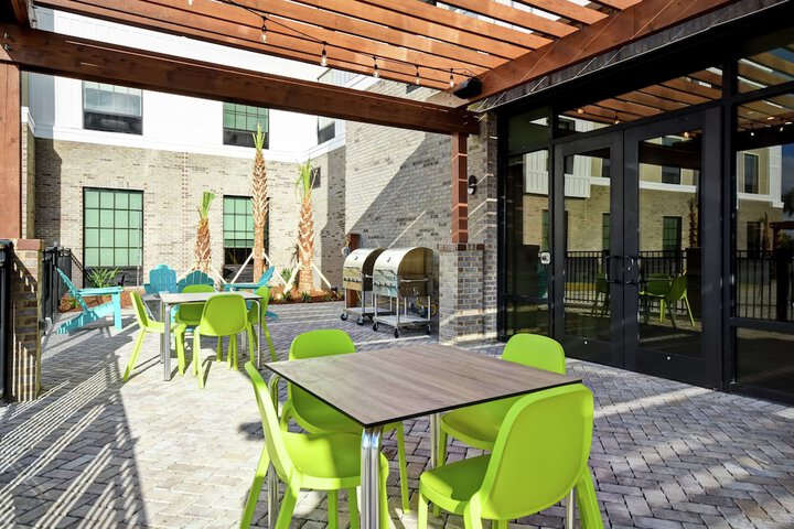 Terrace/Patio 37 of 41