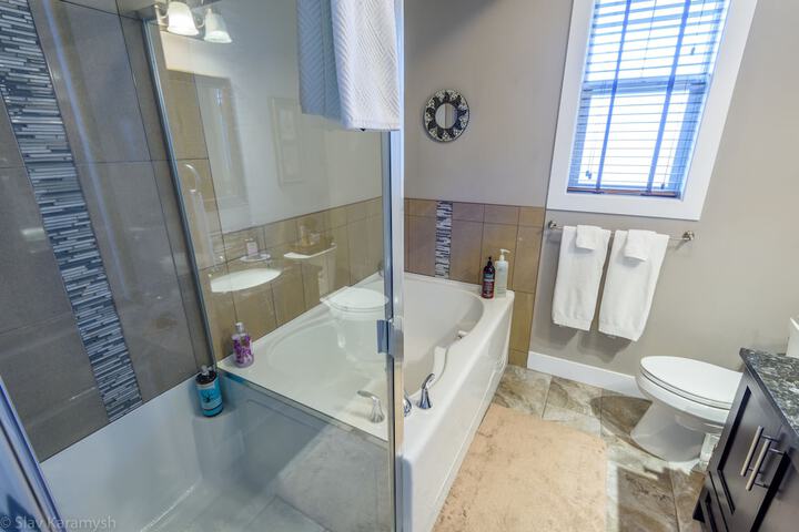 Brookside Inn Boutique Hotel