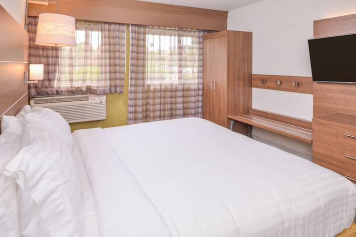 Room 34 of 58
