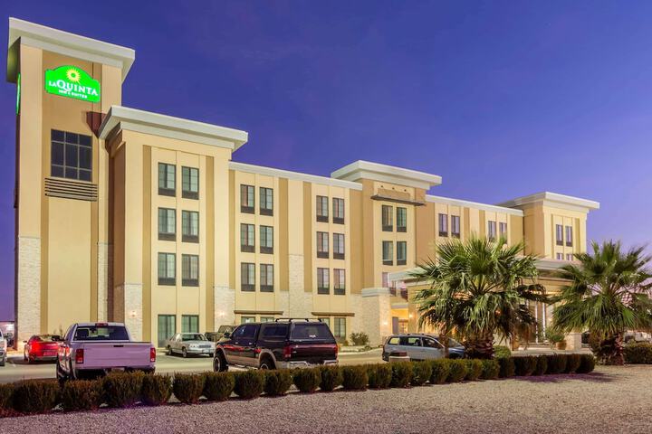 Hotel 4 of 46