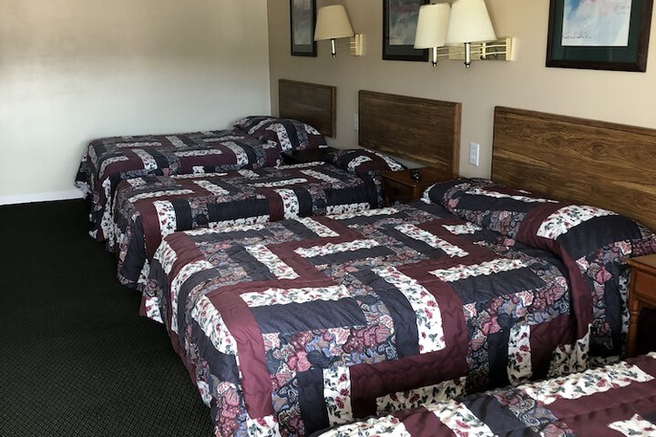 Room 27 of 30