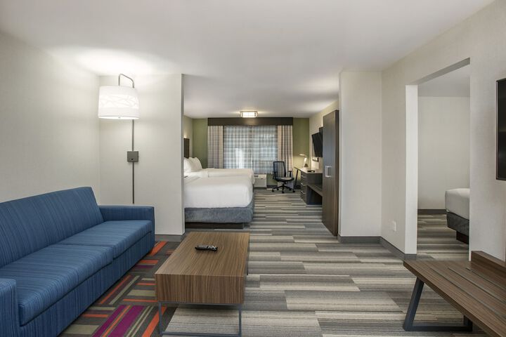 Room 219 of 348