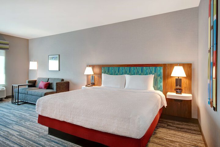 Hampton Inn & Suites Ontario Rancho Cucamonga
