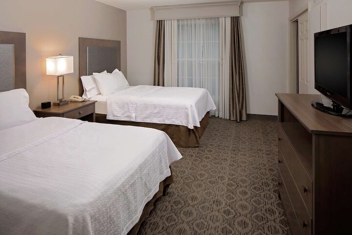 Room 13 of 25