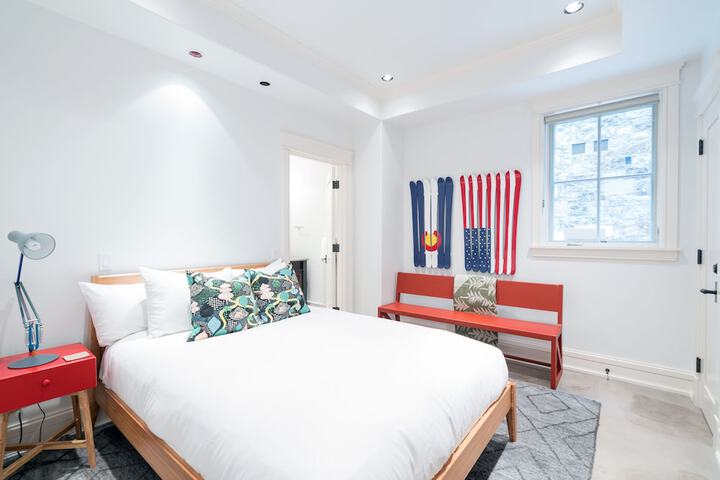 Element 52 Auberge Collection