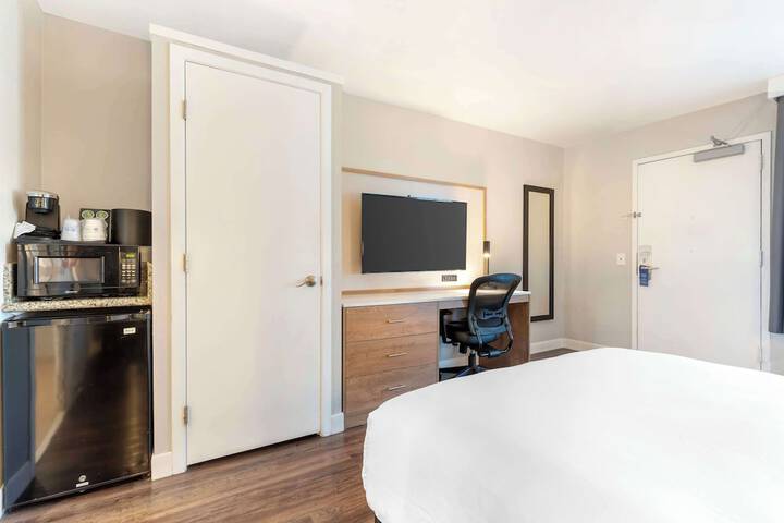 Best Western Plus Rancho Cordova Inn