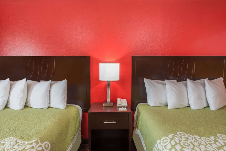 Room 12 of 17