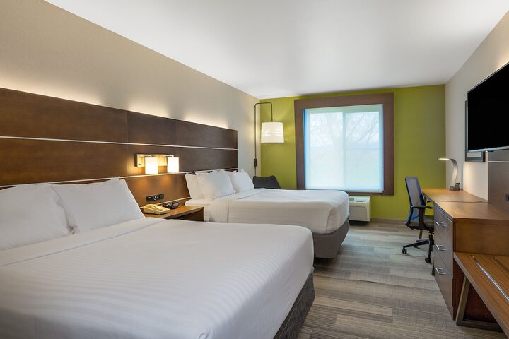 Room 35 of 52