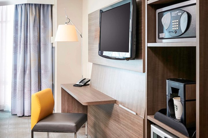 Room 22 of 55