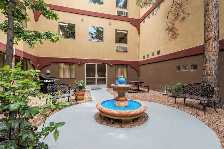 Hotel 3 of 39
