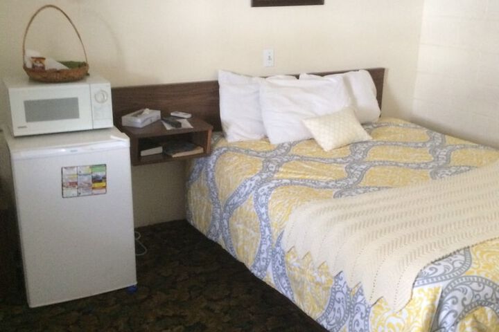 Room 19 of 30