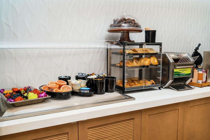 Breakfast/Coffee Service 55 of 68