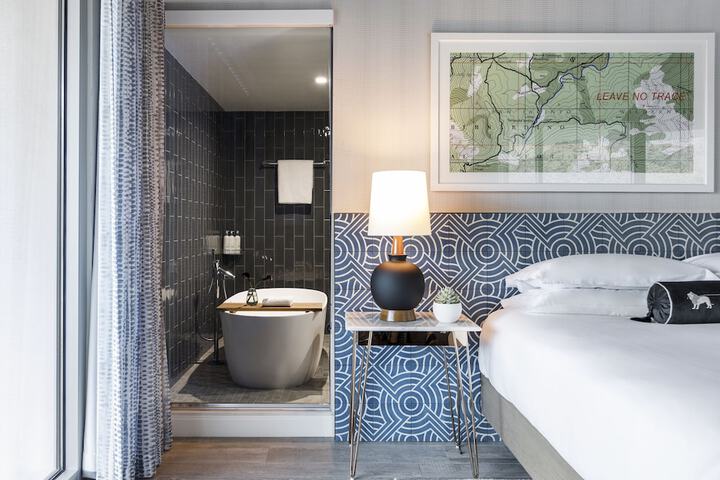 Kimpton Rowan Palm Springs Hotel by IHG