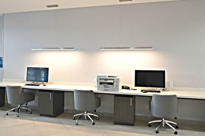Business Center 45 of 45