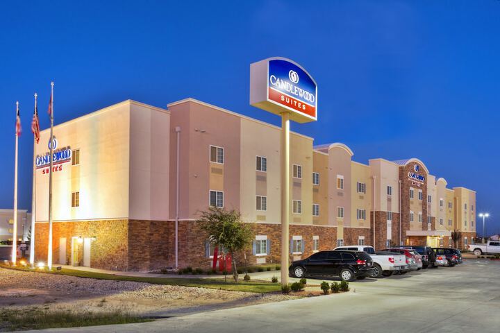 Hotel 5 of 29