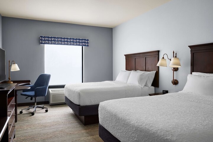 Room 14 of 27